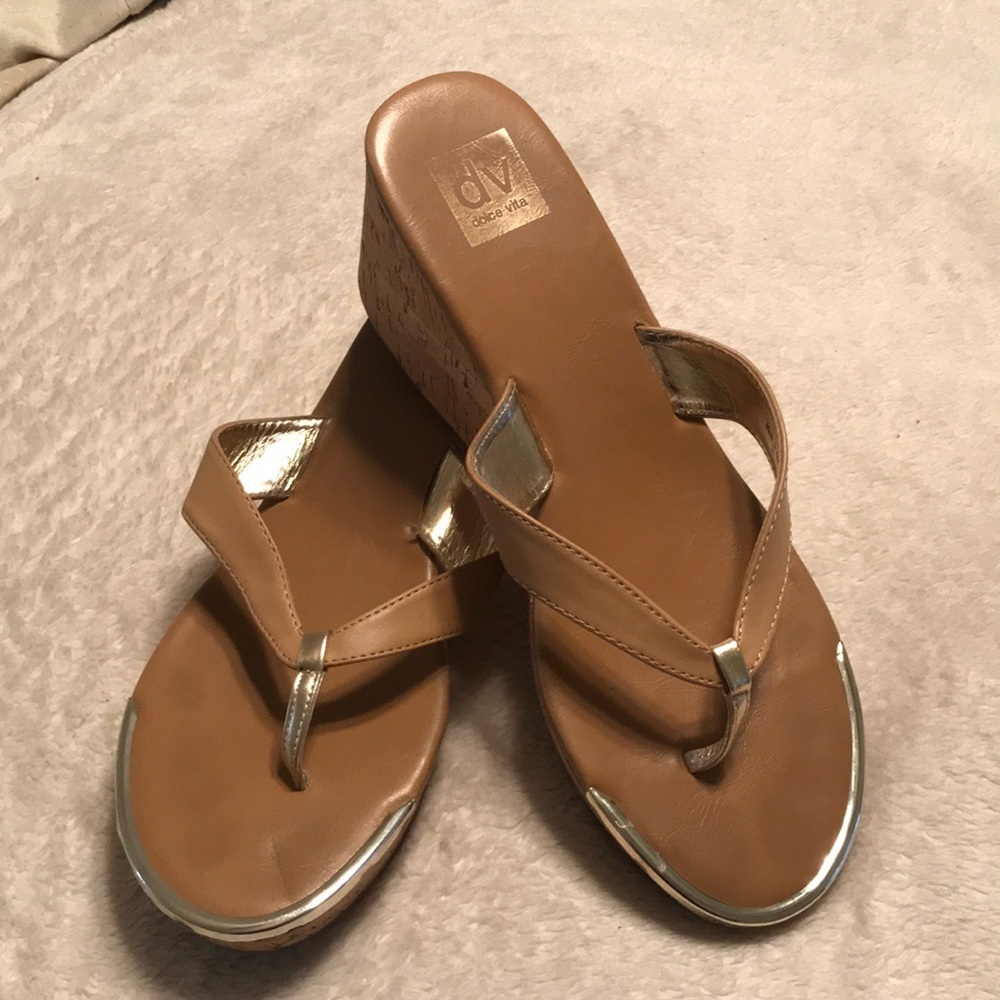 Dolce Vita Tan Wedge like Sandals!